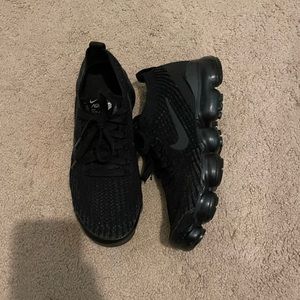 nike vapormaxes